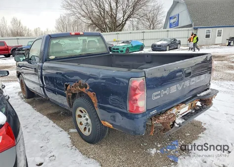 2005 Chevrolet Silverado C1500 z USA, uszkodzony, nr VIN 1GCEC14X55Z276607